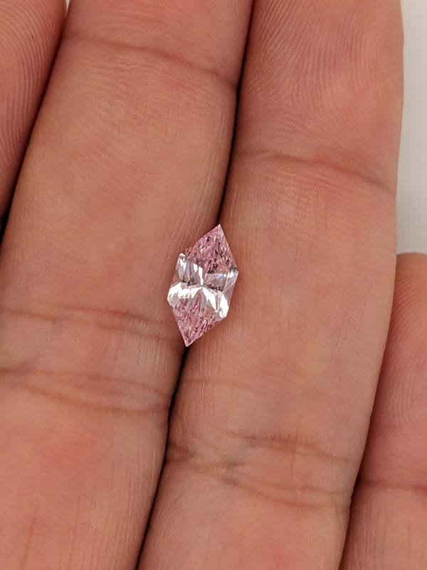 1.57ct Lt Pink Sapphire Elongated Hexagon