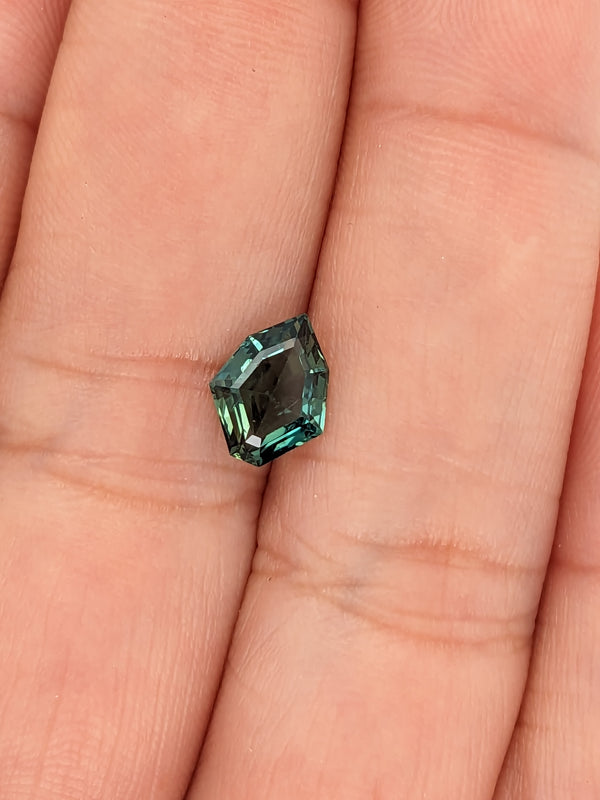 1.53ct Teal Sapphire Geometric Cut