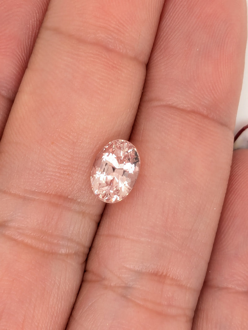 2.54ct Peach Sapphire Oval