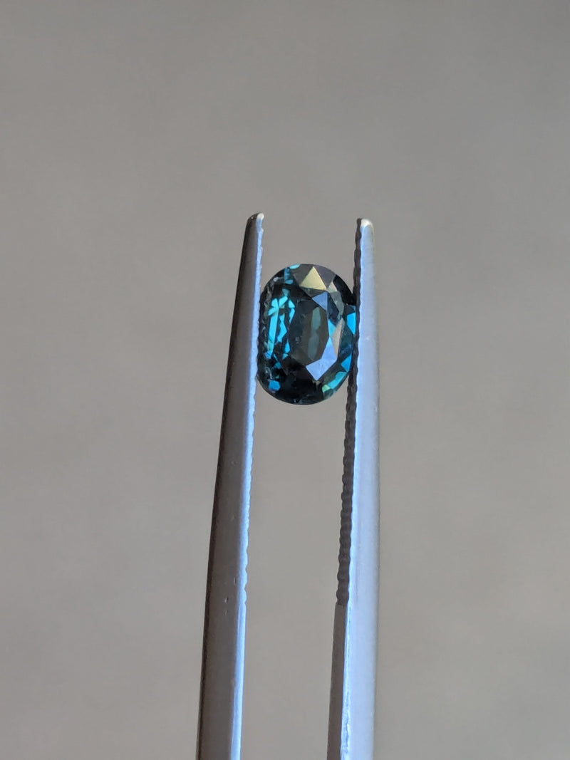 1.04ct Teal Sapphire Oval