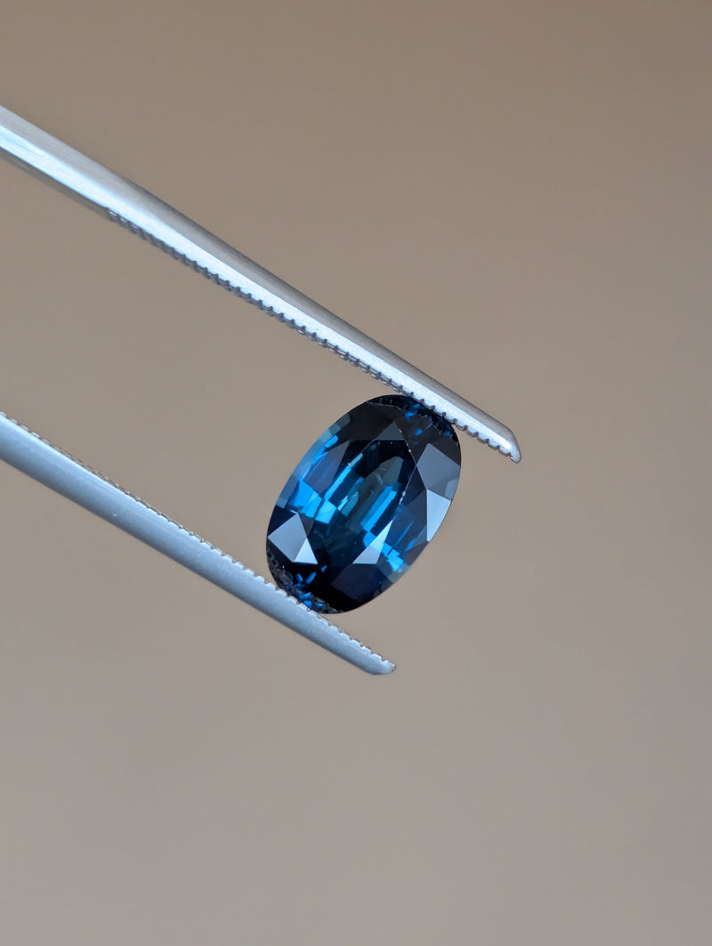 2.14ct Teal Sapphire Oval