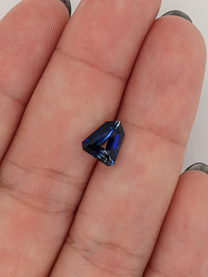 1.92ct Parti Sapphire Geometric Cut