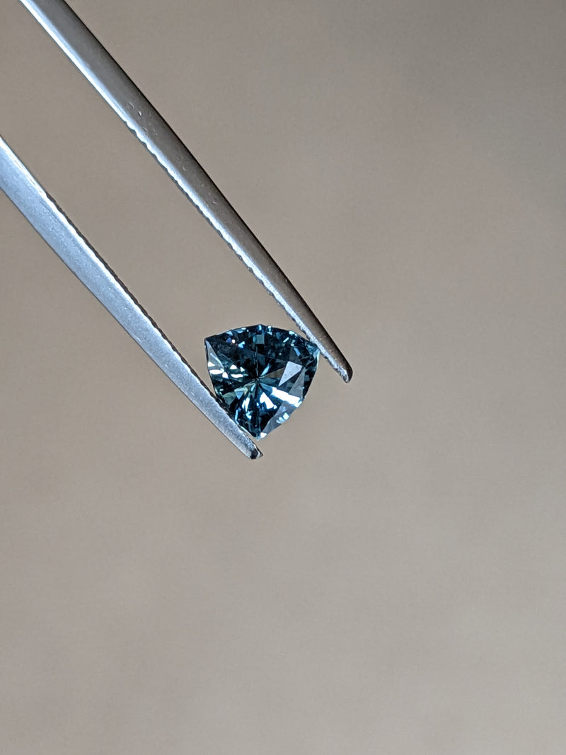 1.04ct Teal Sapphire Trillion