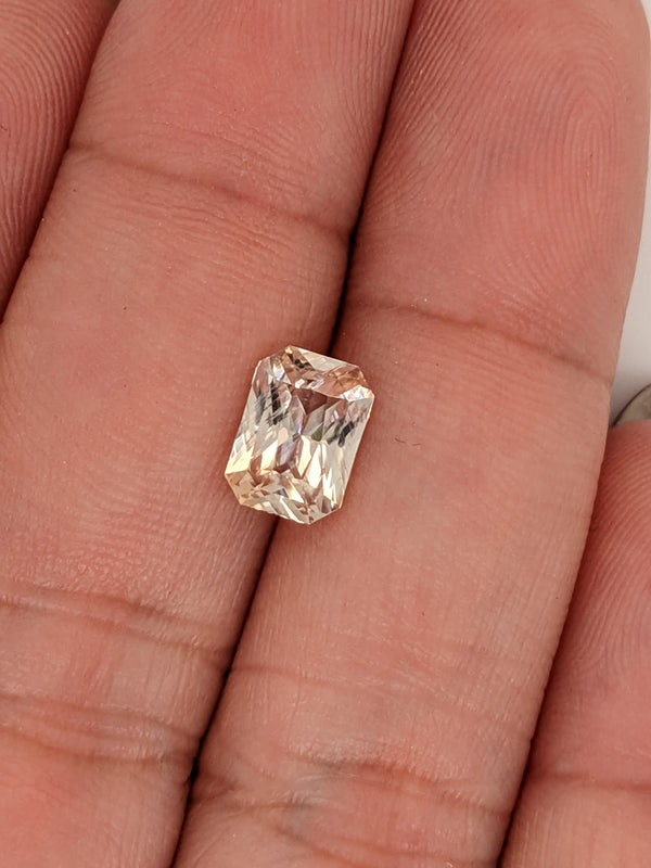 2.04ct Peach Sapphire Radiant Cut