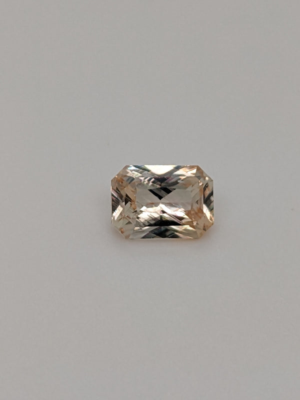 2.04ct Peach Sapphire Radiant Cut