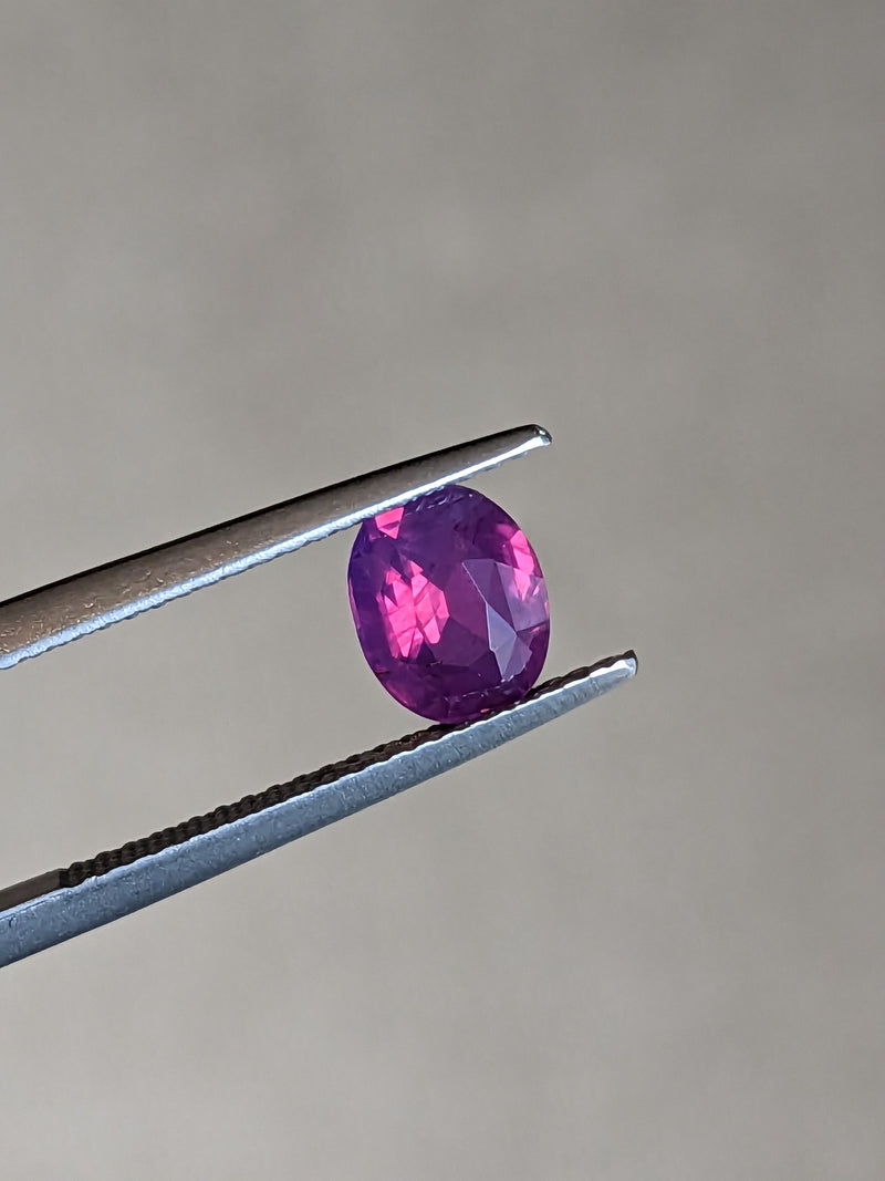 1.56ct Magenta Sapphire Oval