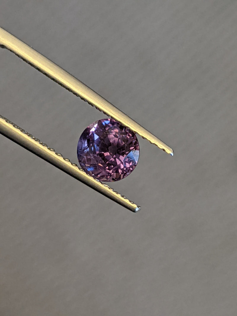 1.24ct Purple Sapphire Round
