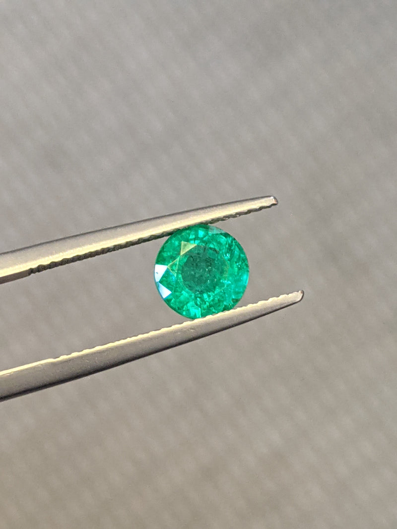 1.23ct Emerald Round