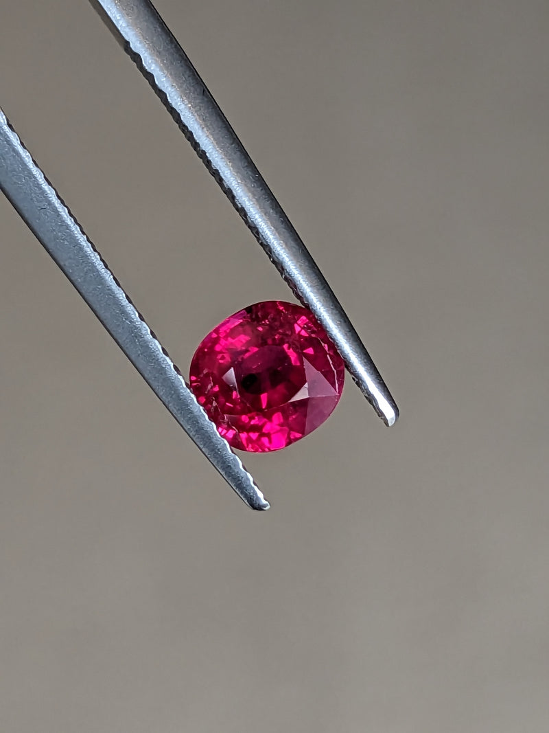 1.18ct Ruby Oval