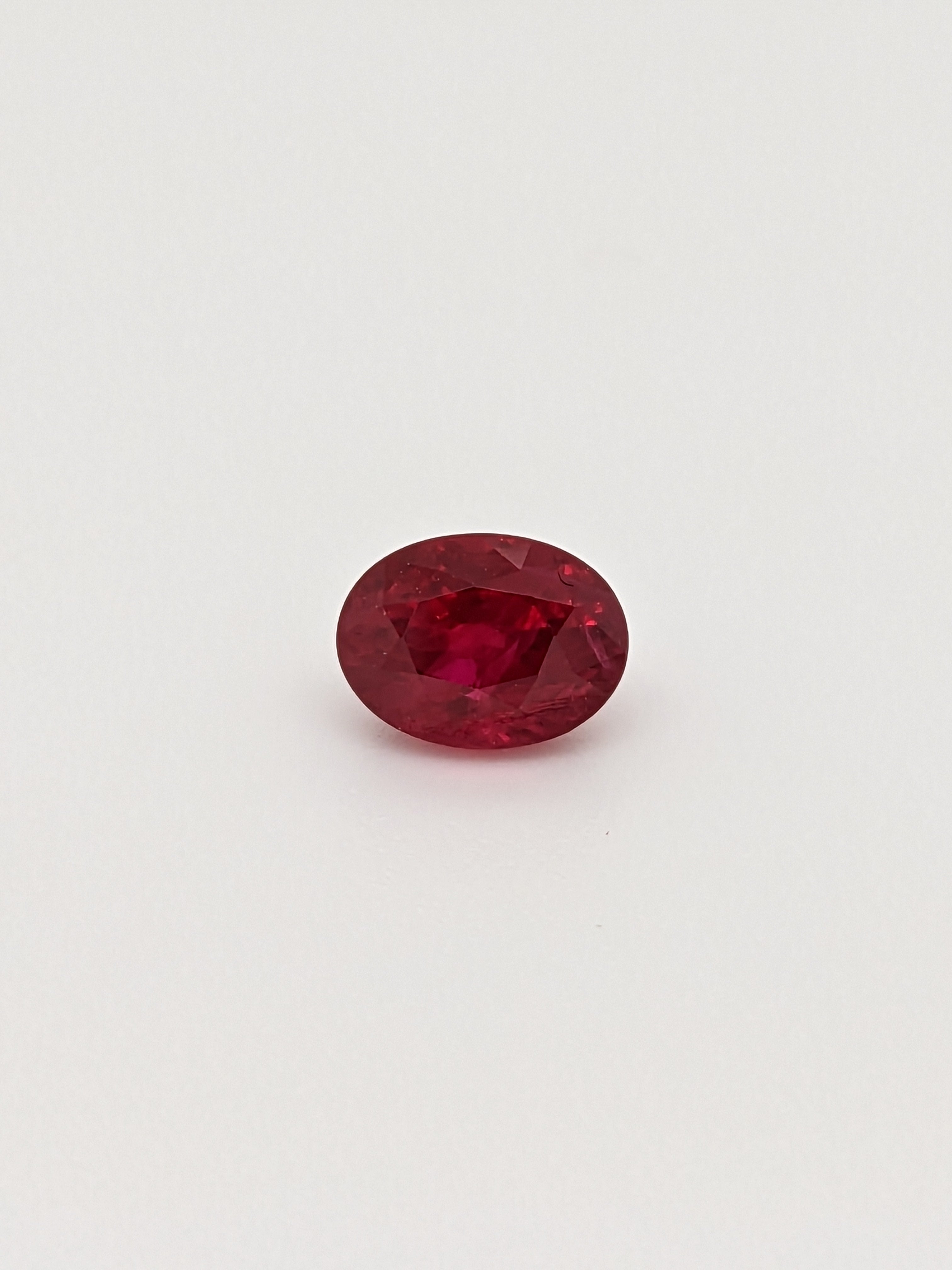 1.35ct Ruby Oval – BaeImports